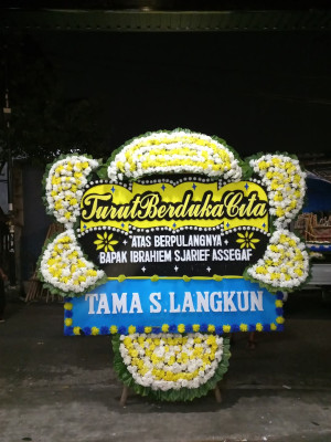 Papan Bunga Duka di Beoga Timur
